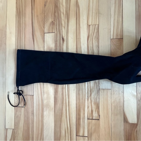 Steve Madden black suede thigh high boots with tie, size 9 - Picture 4 of 4